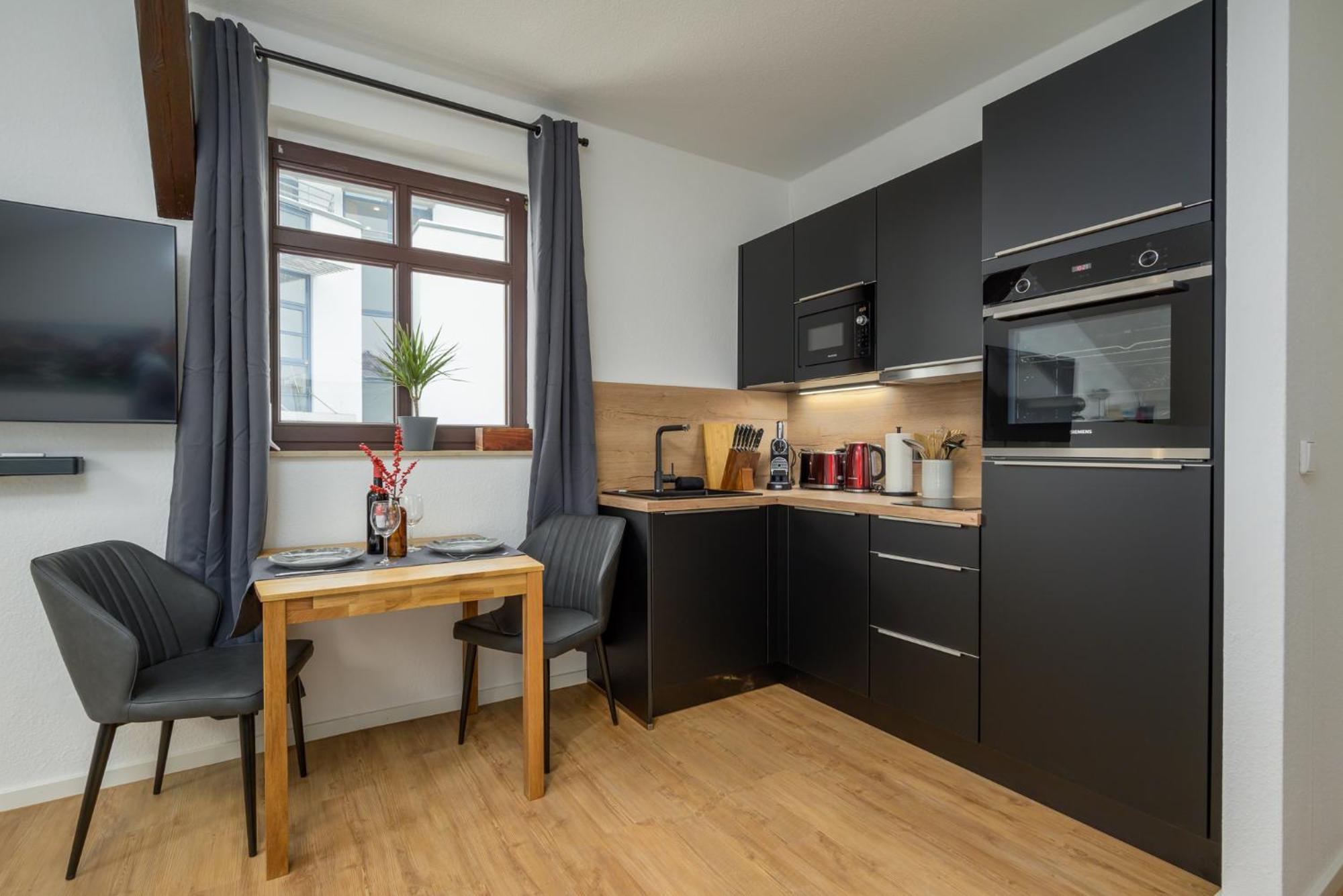 Sweethome - Zentral - Kueche & Parkplatz, Wifi Галль Экстерьер фото